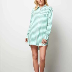 Wanderluxe Sleepwear Women’s Green and White The Willow Night Shirt